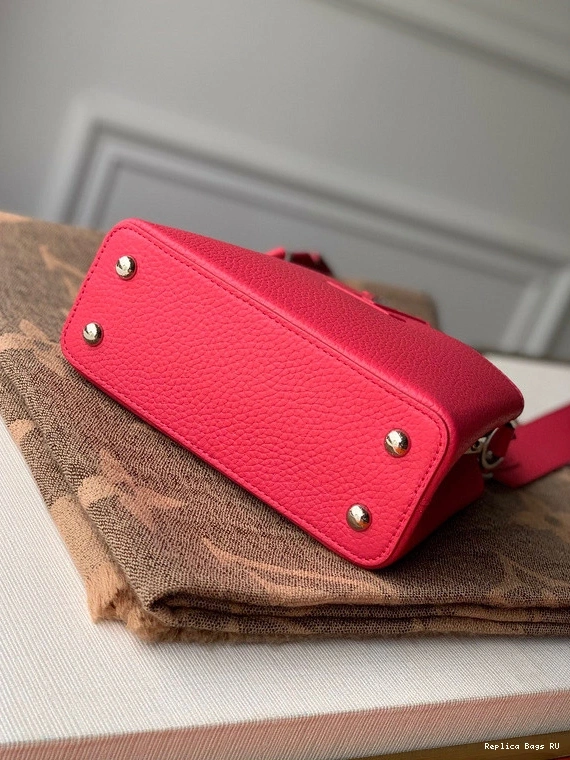 Affordable CAPUCINES MINI LOUIS VUITTON 0822